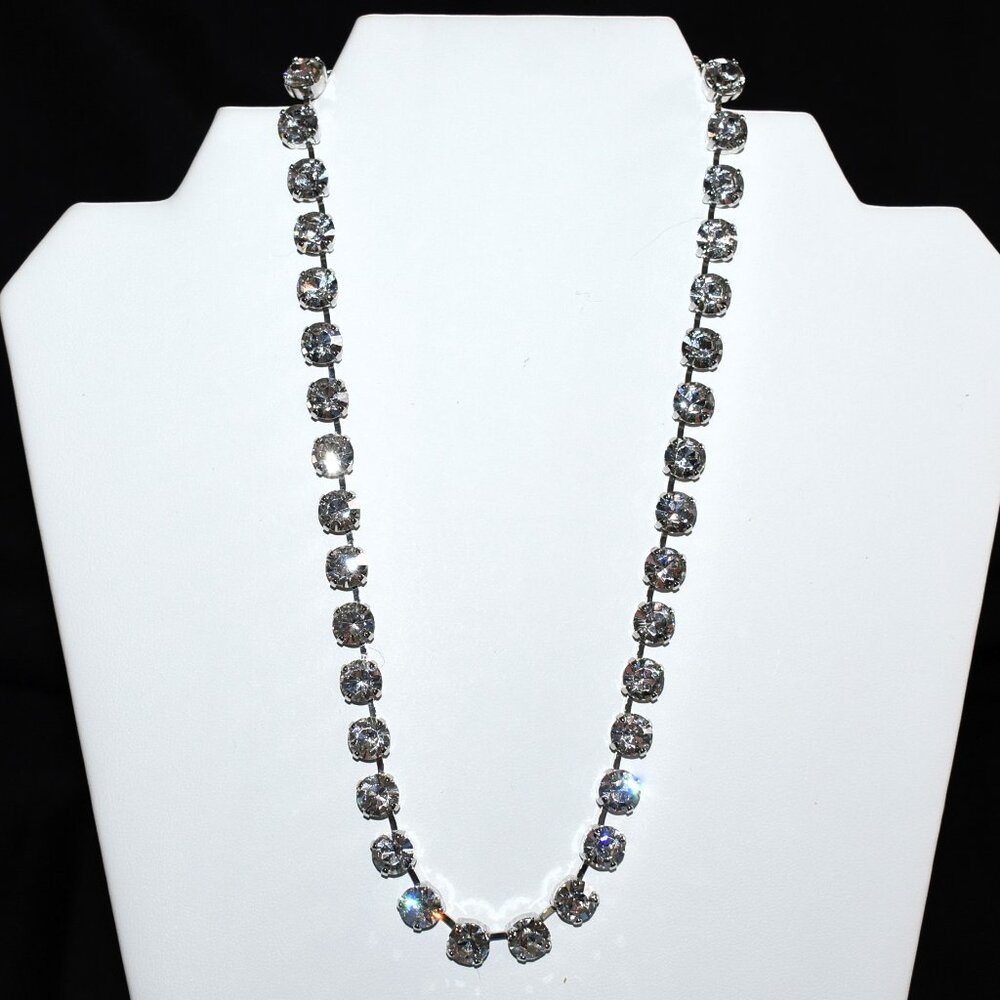 Touchstone Crystal By Swarovski Crystal Glitz Necklace 1144N  New in Box USA